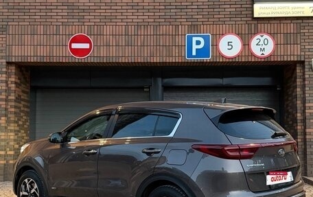 KIA Sportage IV рестайлинг, 2020 год, 2 299 000 рублей, 4 фотография