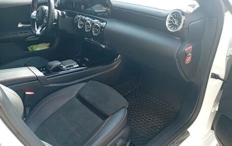 Mercedes-Benz CLA, 2019 год, 3 500 000 рублей, 7 фотография