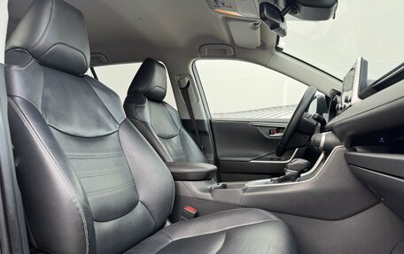 Toyota RAV4, 2020 год, 3 790 000 рублей, 16 фотография