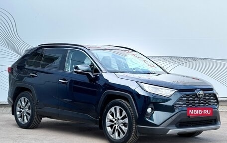 Toyota RAV4, 2020 год, 3 790 000 рублей, 5 фотография