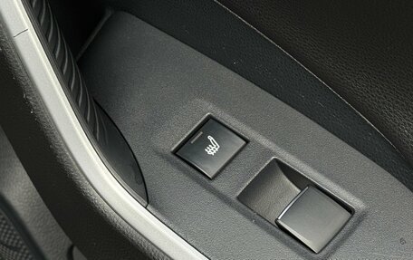 Toyota RAV4, 2020 год, 3 790 000 рублей, 26 фотография