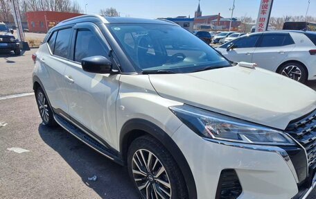 Nissan Kicks I, 2022 год, 1 430 000 рублей, 2 фотография