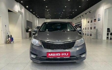 KIA Rio III рестайлинг, 2015 год, 1 000 000 рублей, 2 фотография