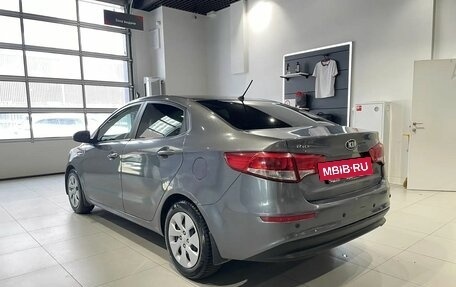 KIA Rio III рестайлинг, 2015 год, 1 000 000 рублей, 6 фотография