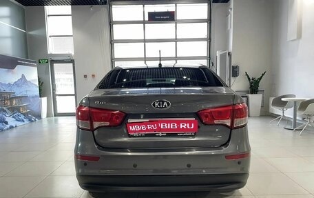 KIA Rio III рестайлинг, 2015 год, 1 000 000 рублей, 5 фотография