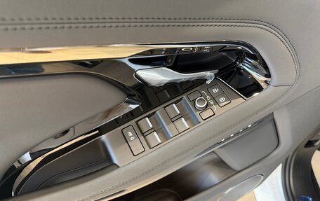 Land Rover Range Rover Evoque II, 2025 год, 6 200 000 рублей, 15 фотография