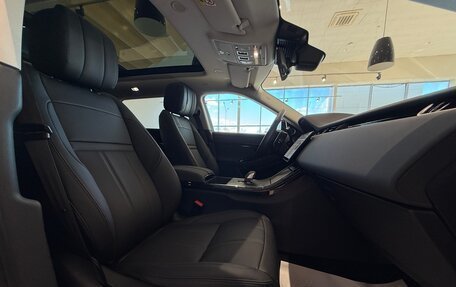 Land Rover Range Rover Evoque II, 2025 год, 6 200 000 рублей, 32 фотография