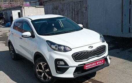 KIA Sportage IV рестайлинг, 2020 год, 2 600 000 рублей, 2 фотография