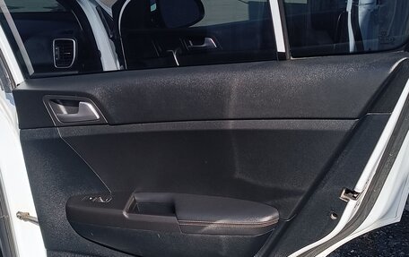 KIA Sportage IV рестайлинг, 2020 год, 2 600 000 рублей, 13 фотография