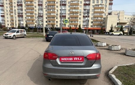 Volkswagen Jetta VI, 2012 год, 1 000 050 рублей, 3 фотография