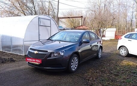 Chevrolet Cruze II, 2011 год, 840 000 рублей, 2 фотография