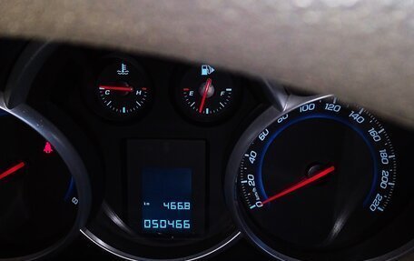 Chevrolet Cruze II, 2011 год, 840 000 рублей, 8 фотография