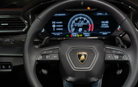 Lamborghini Urus I, 2021 год, 22 880 000 рублей, 19 фотография