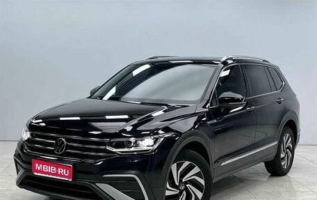 Volkswagen Tiguan II, 2023 год, 2 910 000 рублей, 1 фотография