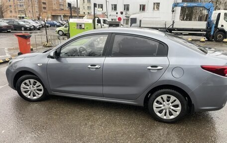 KIA Rio IV, 2018 год, 1 150 000 рублей, 4 фотография