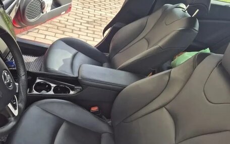 Toyota Prius IV XW50, 2017 год, 2 450 000 рублей, 12 фотография