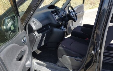 Nissan Serena IV, 2011 год, 1 200 000 рублей, 10 фотография