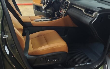 Lexus RX IV рестайлинг, 2021 год, 7 000 000 рублей, 9 фотография