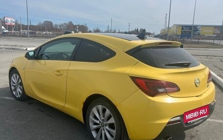 Opel Astra J, 2011 год, 750 000 рублей, 3 фотография