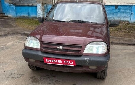 Chevrolet Niva I рестайлинг, 2004 год, 300 000 рублей, 2 фотография
