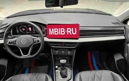 Volkswagen Tiguan II, 2023 год, 2 910 000 рублей, 10 фотография