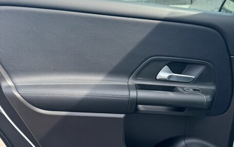 Mercedes-Benz GLB, 2020 год, 3 250 000 рублей, 7 фотография