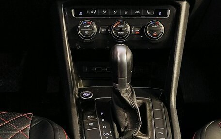 Volkswagen Tiguan II, 2017 год, 2 149 000 рублей, 8 фотография