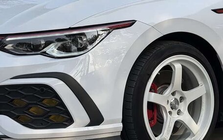 Volkswagen Golf VIII, 2023 год, 3 800 000 рублей, 12 фотография