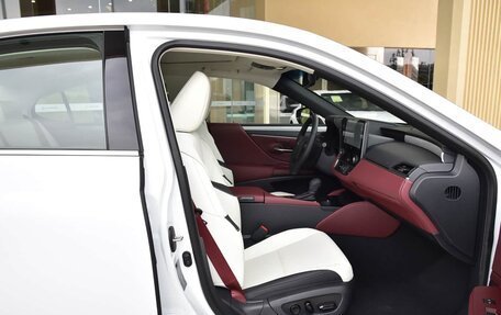 Lexus ES VII, 2026 год, 5 100 000 рублей, 11 фотография