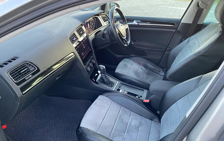 Volkswagen Golf VII, 2019 год, 1 290 000 рублей, 9 фотография