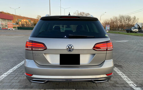 Volkswagen Golf VII, 2019 год, 1 290 000 рублей, 6 фотография