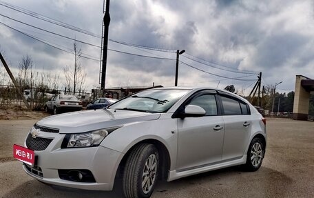 Chevrolet Cruze II, 2012 год, 800 000 рублей, 1 фотография
