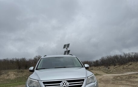 Volkswagen Tiguan I, 2009 год, 950 000 рублей, 3 фотография