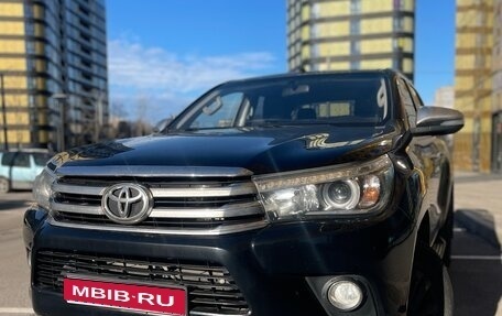Toyota Hilux VIII, 2016 год, 2 600 000 рублей, 1 фотография