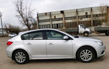 Chevrolet Cruze II, 2012 год, 800 000 рублей, 3 фотография
