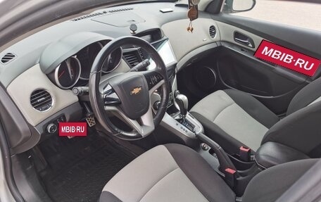 Chevrolet Cruze II, 2012 год, 800 000 рублей, 6 фотография