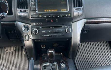 Toyota Land Cruiser 200, 2009 год, 2 530 000 рублей, 12 фотография