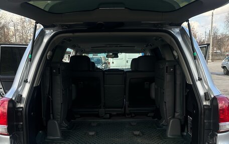 Toyota Land Cruiser 200, 2009 год, 2 530 000 рублей, 13 фотография