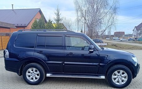 Mitsubishi Pajero IV, 2011 год, 1 900 000 рублей, 8 фотография