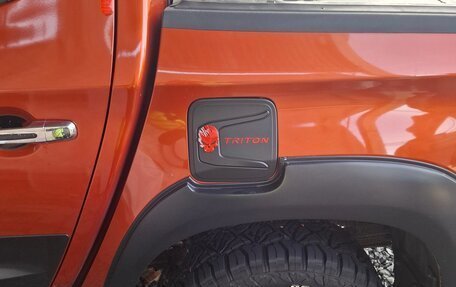 Mitsubishi L200 IV рестайлинг, 2019 год, 3 000 000 рублей, 2 фотография