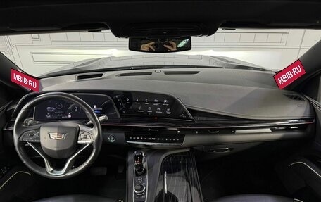 Cadillac Escalade V, 2021 год, 11 000 000 рублей, 2 фотография