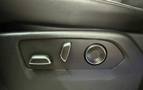 Cadillac Escalade V, 2021 год, 11 000 000 рублей, 13 фотография