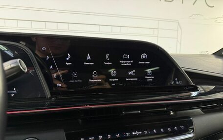 Cadillac Escalade V, 2021 год, 11 000 000 рублей, 17 фотография