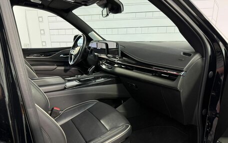 Cadillac Escalade V, 2021 год, 11 000 000 рублей, 25 фотография