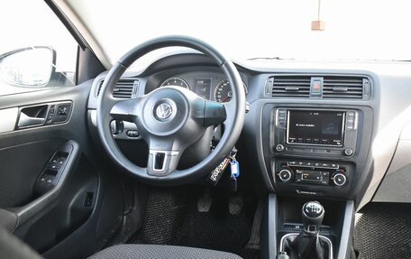 Volkswagen Jetta VI, 2012 год, 819 999 рублей, 8 фотография