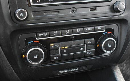 Volkswagen Jetta VI, 2012 год, 819 999 рублей, 10 фотография