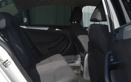 Volkswagen Jetta VI, 2012 год, 819 999 рублей, 18 фотография