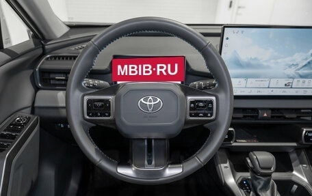 Toyota RAV4, 2026 год, 4 650 000 рублей, 11 фотография