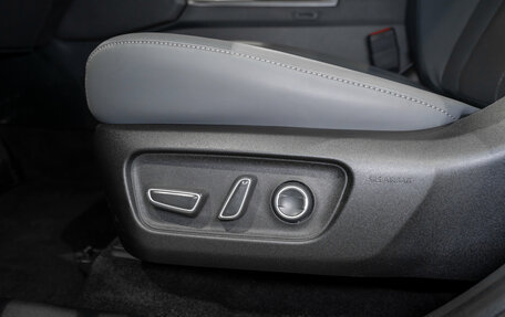 Toyota RAV4, 2026 год, 4 650 000 рублей, 22 фотография