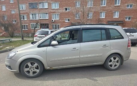 Opel Zafira B, 2005 год, 330 000 рублей, 3 фотография